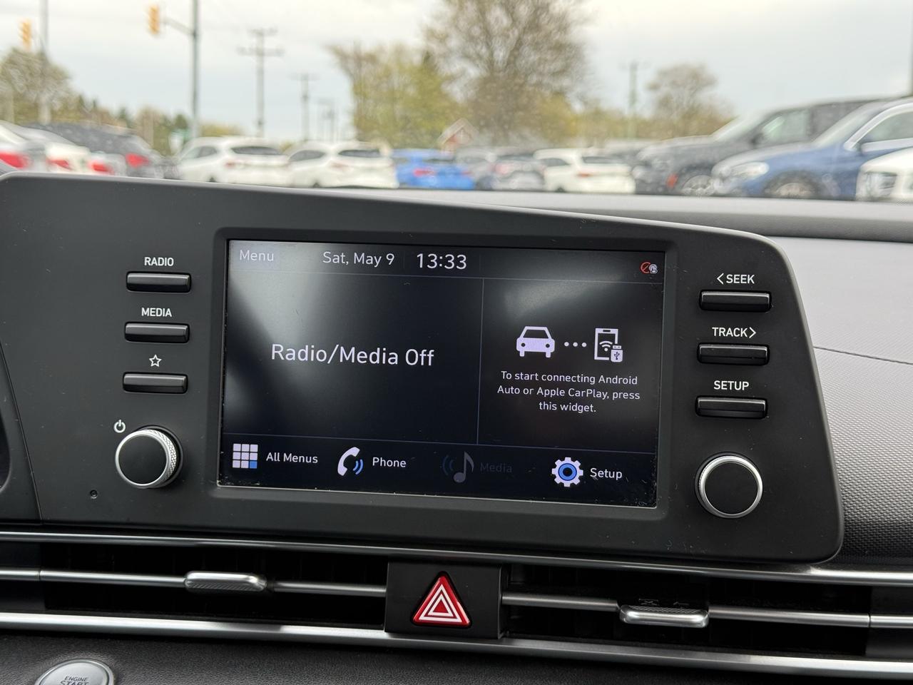 2021 Hyundai Elantra Preferred IVT w/Sun & Tech Package Photo
