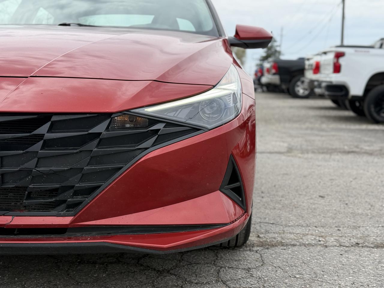 2021 Hyundai Elantra Preferred IVT w/Sun & Tech Package Photo
