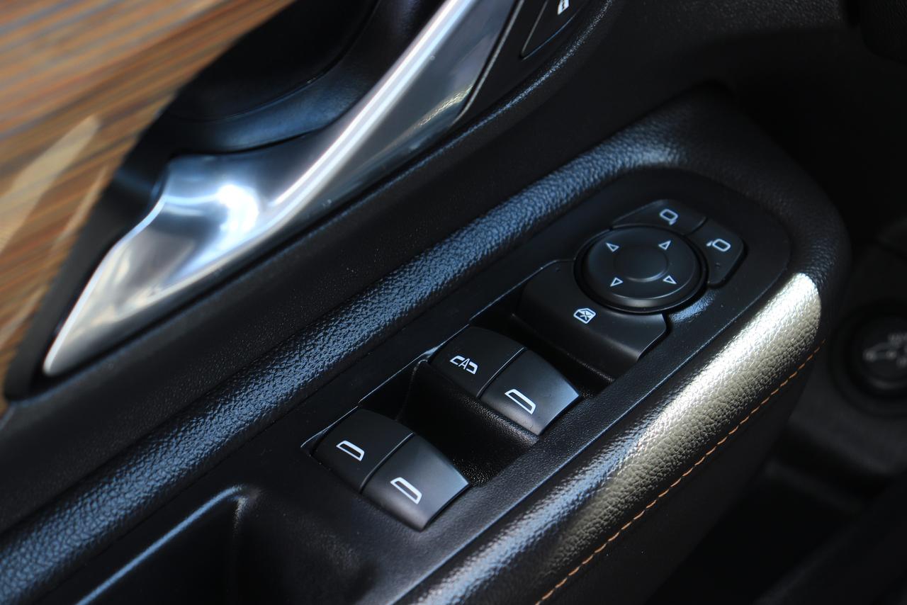 2019 GMC Terrain SLE | AWD | Pano Roof | Nav | Cam | BSM & More! Photo65