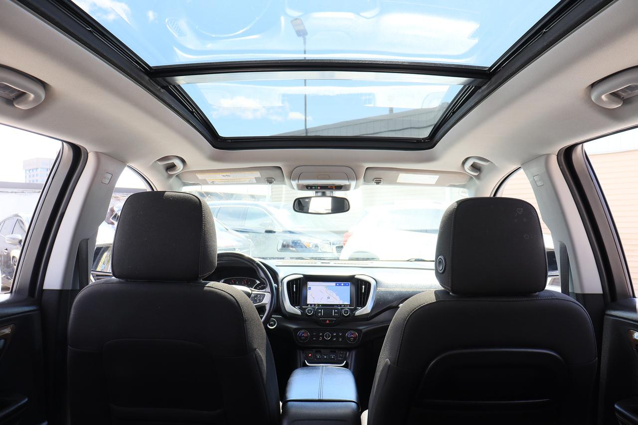 2019 GMC Terrain SLE | AWD | Pano Roof | Nav | Cam | BSM & More! Photo35