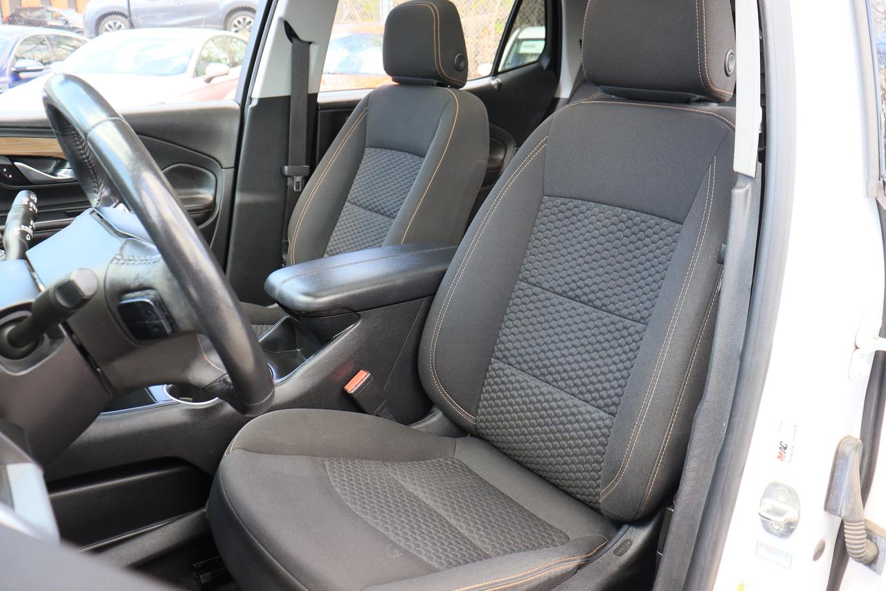 2019 GMC Terrain SLE | AWD | Pano Roof | Nav | Cam | BSM & More! Photo31