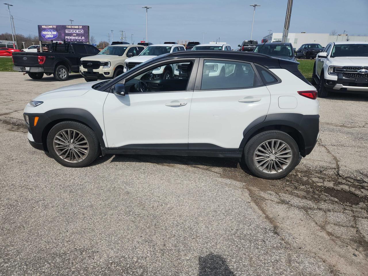 2019 Hyundai KONA Preferred | AWD | Two-Tone Roof | Cam | BSM | Photo4