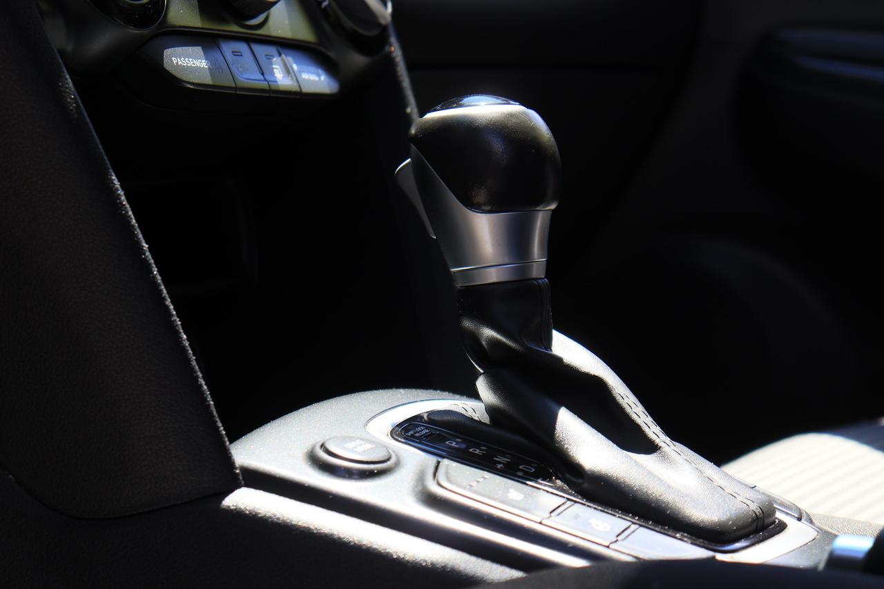 2019 Hyundai KONA Preferred | AWD | Two-Tone Roof | Cam | BSM & More Photo55