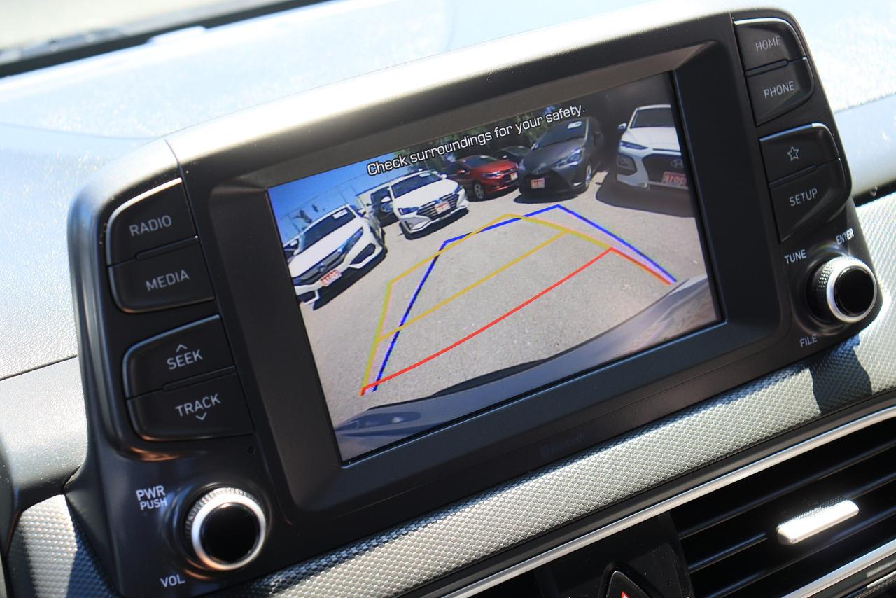2019 Hyundai KONA Preferred | AWD | Two-Tone Roof | Cam | BSM & More Photo