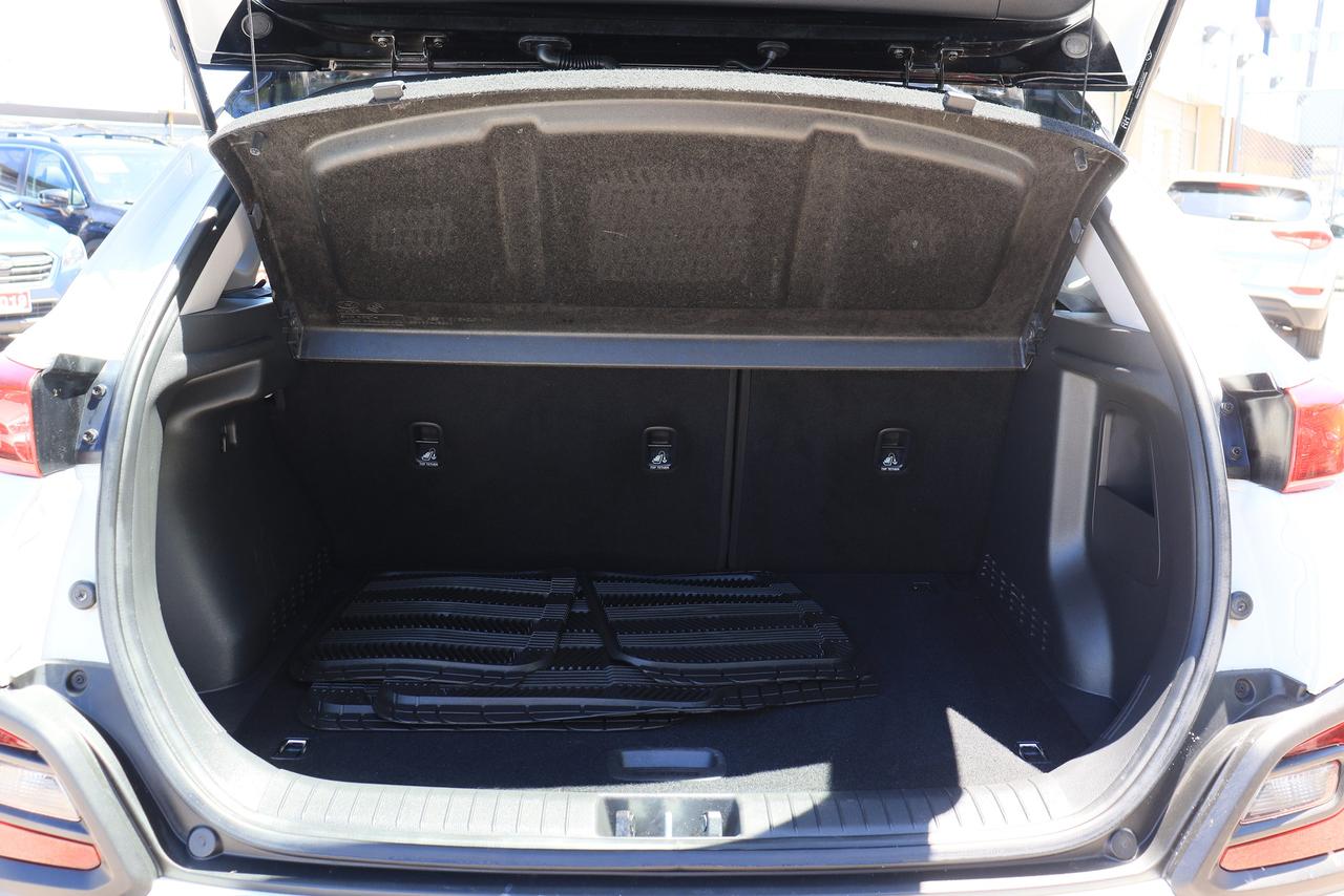 2019 Hyundai KONA Preferred | AWD | Two-Tone Roof | Cam | BSM & More Photo66
