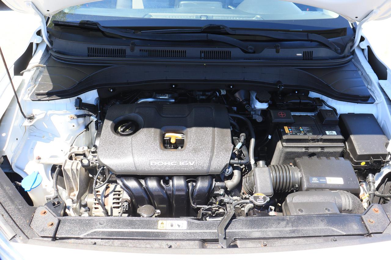 2019 Hyundai KONA Preferred | AWD | Two-Tone Roof | Cam | BSM & More Photo