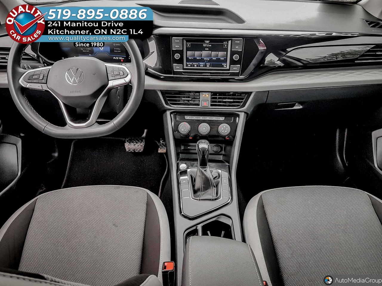 2024 Volkswagen Taos Trendline *HEATED SEATS* Photo
