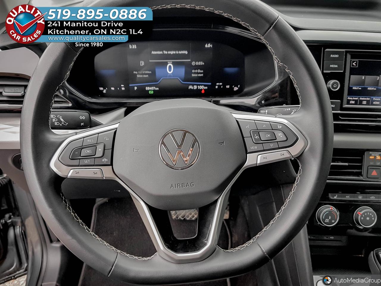 2024 Volkswagen Taos Trendline *HEATED SEATS* Photo