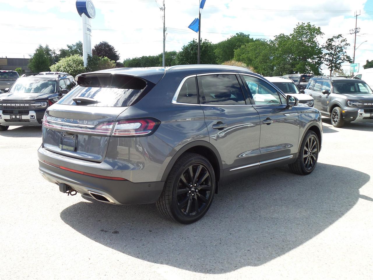 2022 Lincoln Nautilus ULTIMATE PACK! JET PACK! 20" RIMS, PANO ROOF! AWD! Photo