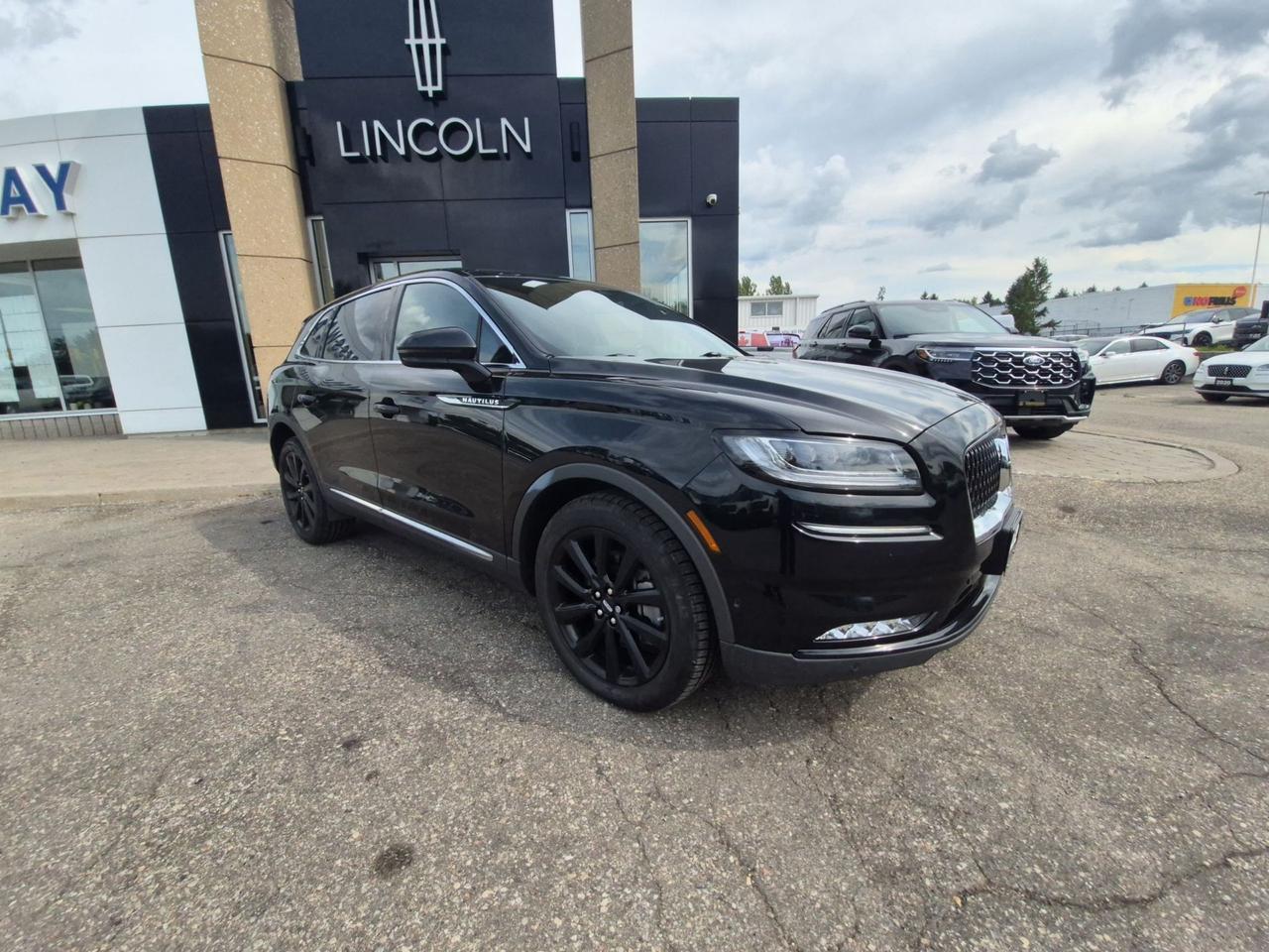 2022 Lincoln Nautilus ULTIMATE PACK! JET PACK! 20" RIMS, PANO ROOF! AWD! Photo4