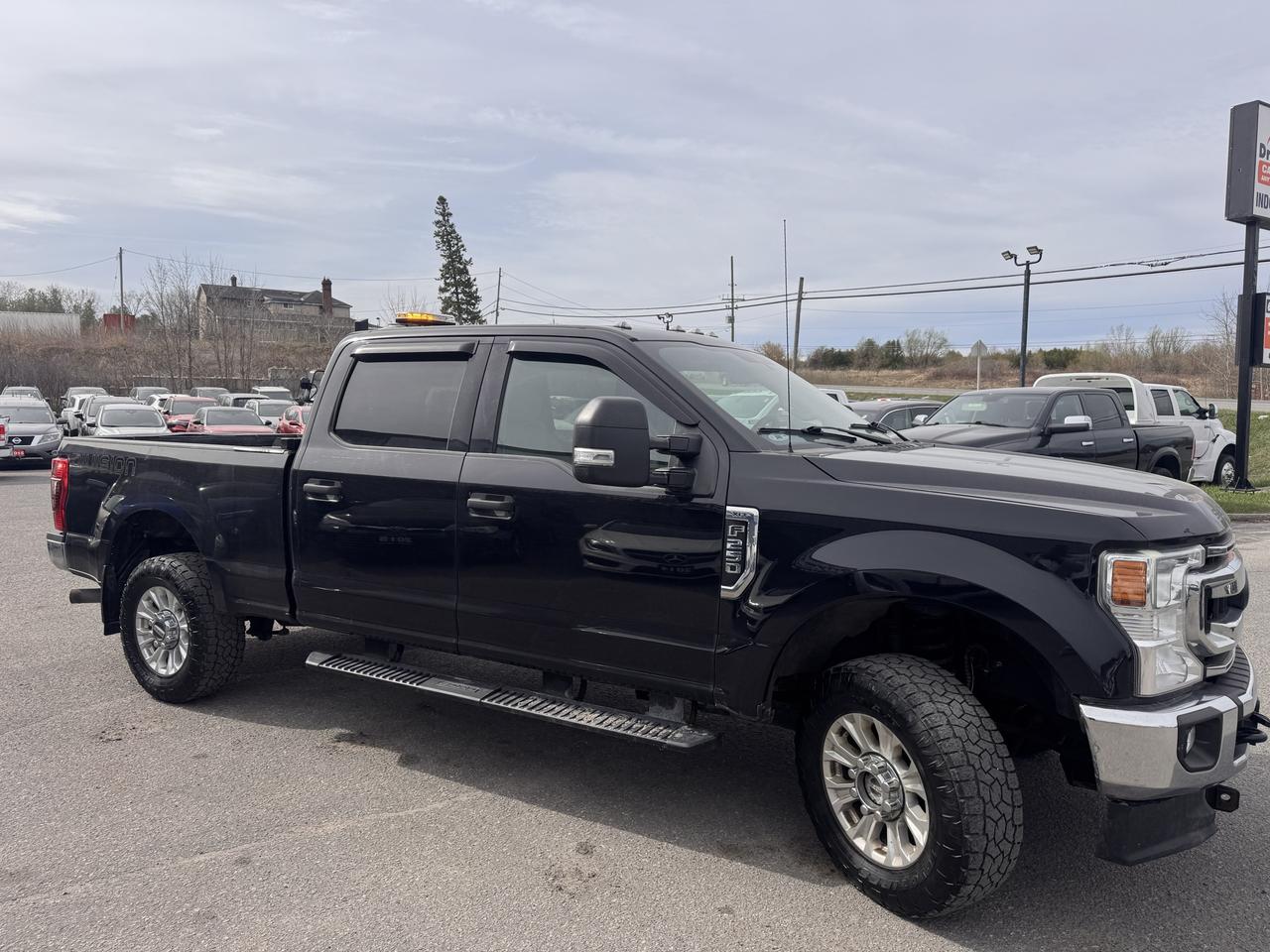 2020 Ford SUPER DUTY F-250 SRW XLT Photo