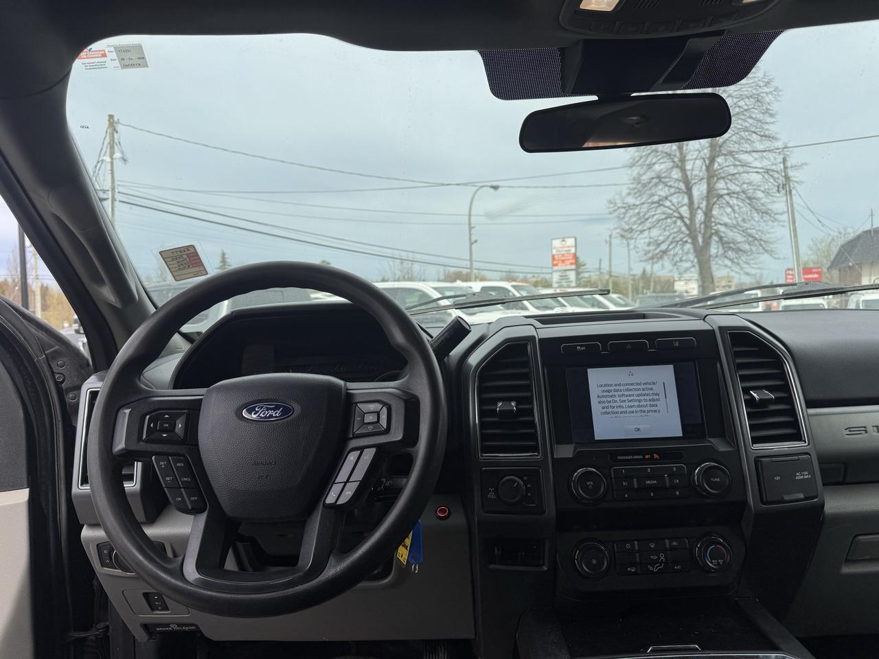 2020 Ford SUPER DUTY F-250 SRW XLT Photo
