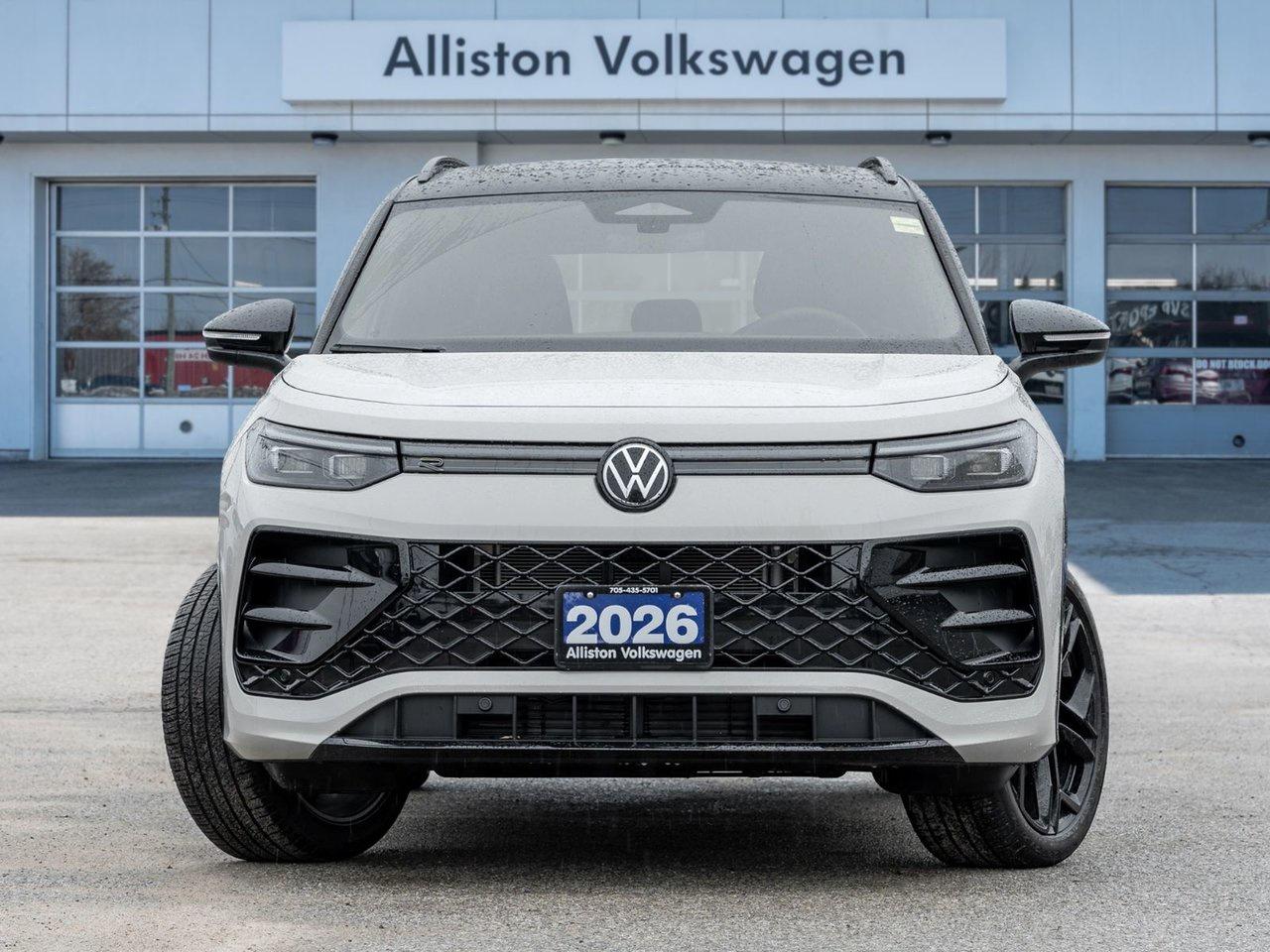 2026 Volkswagen Tiguan Comfortline R-Line Black Edition Photo