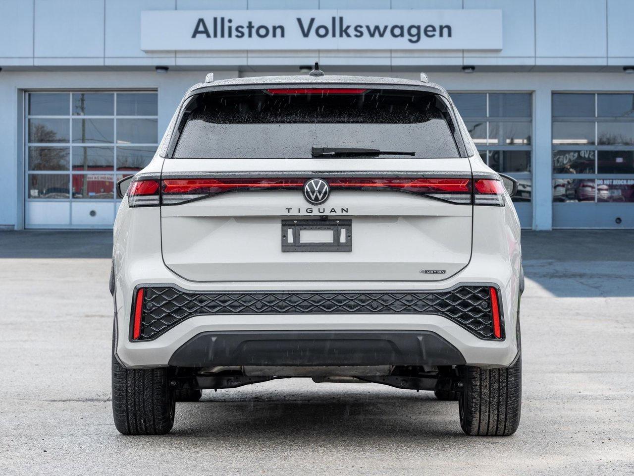 2026 Volkswagen Tiguan Comfortline R-Line Black Edition Photo