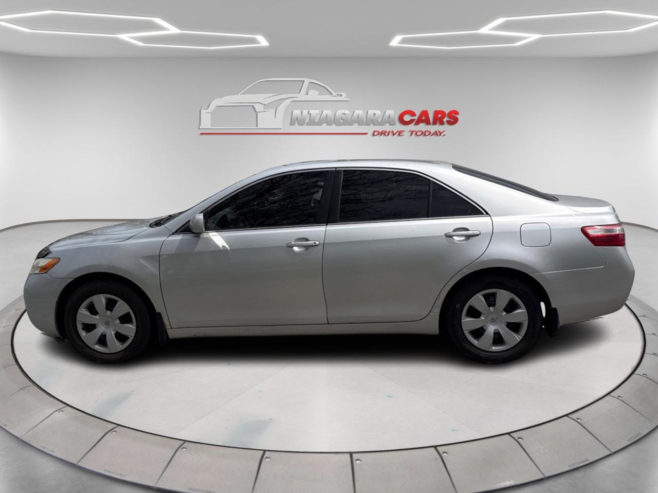 2009 Toyota Camry XLE Photo