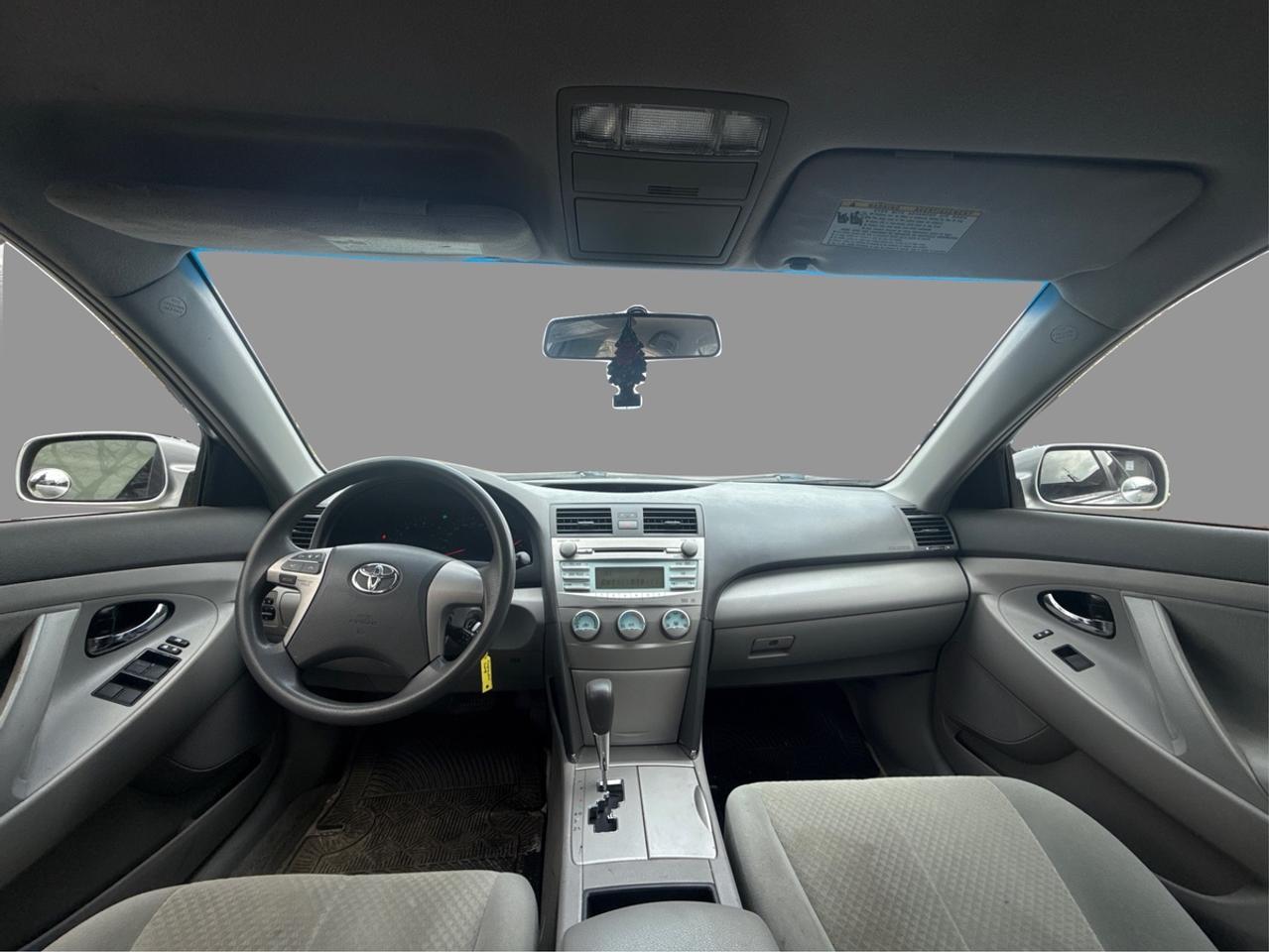 2009 Toyota Camry XLE Photo