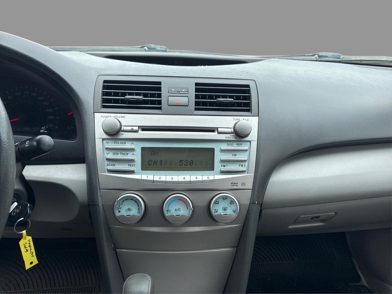 2009 Toyota Camry XLE Photo