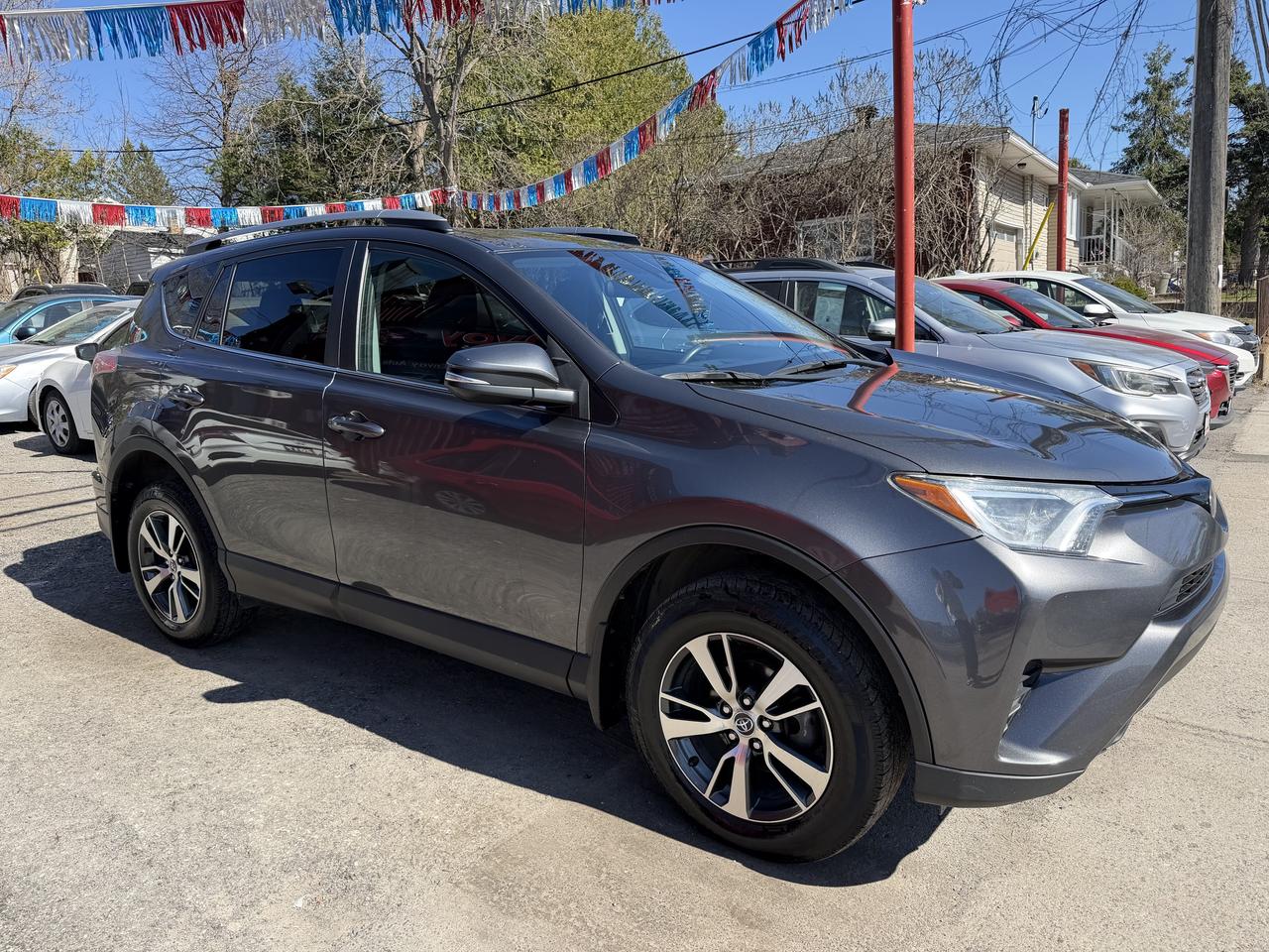 2018 Toyota RAV4 LE Photo