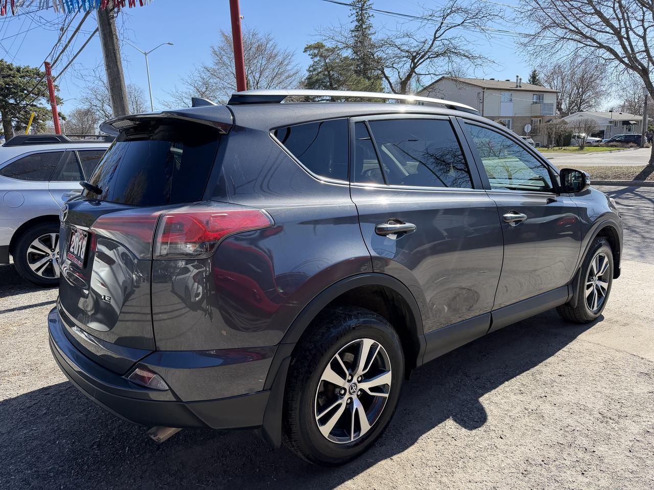 2018 Toyota RAV4 LE Photo