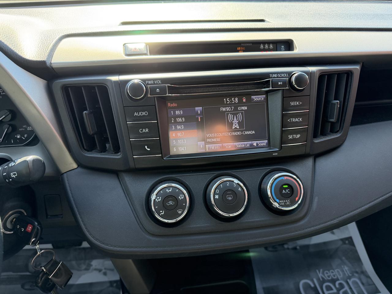 2018 Toyota RAV4 LE Photo