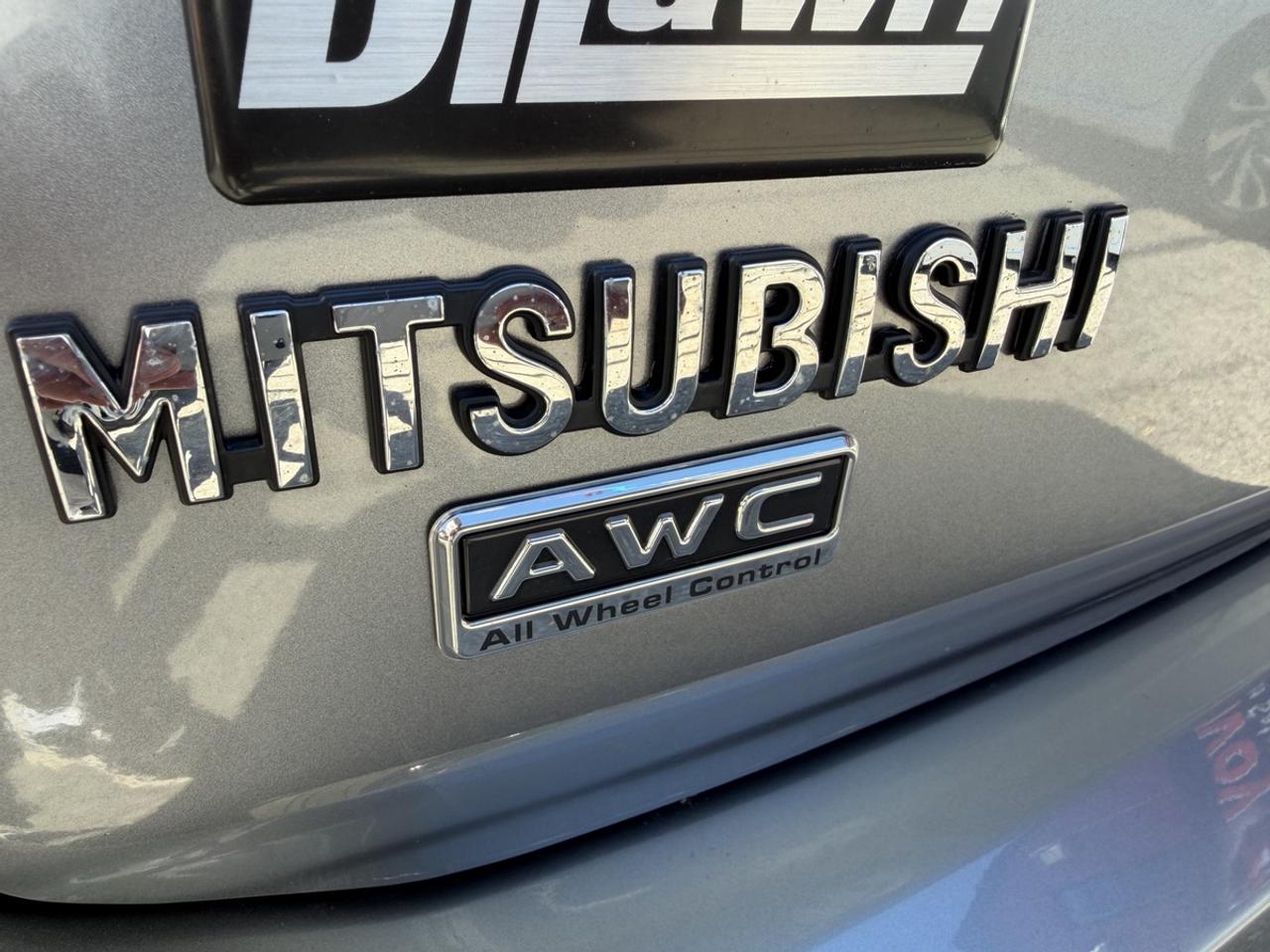 2016 Mitsubishi Outlander TOURING EDITION AWD Photo