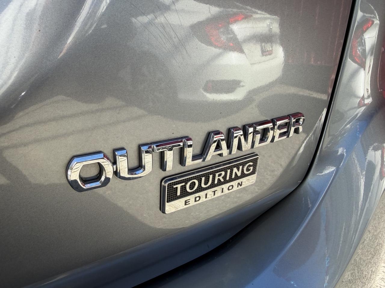 2016 Mitsubishi Outlander TOURING EDITION AWD Photo