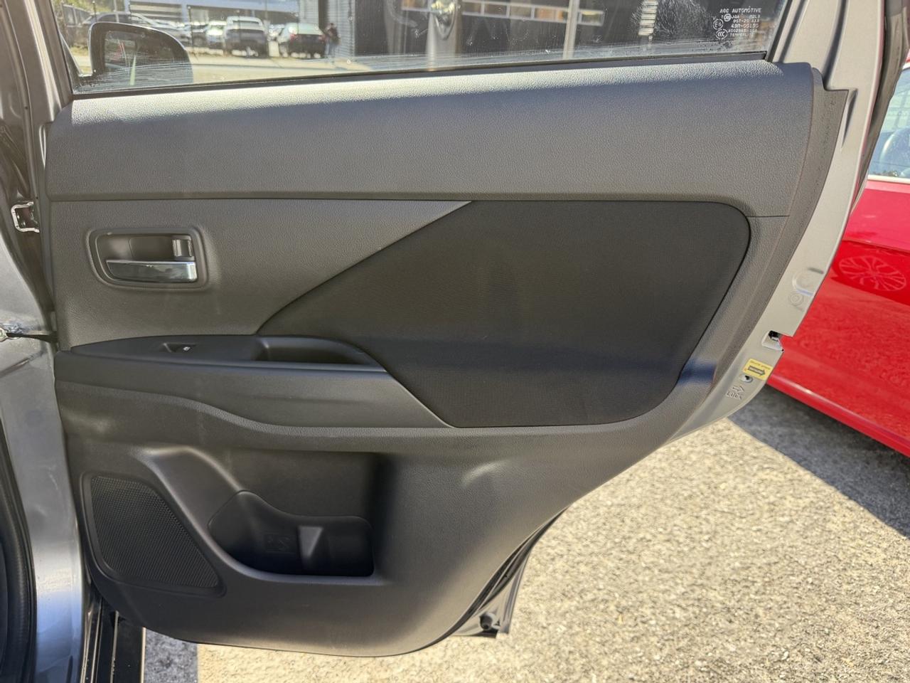 2016 Mitsubishi Outlander TOURING EDITION AWD Photo