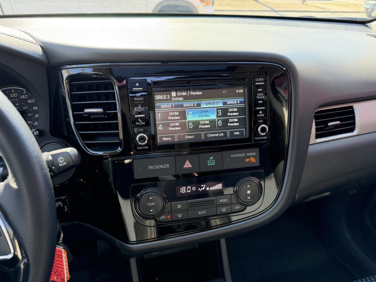 2016 Mitsubishi Outlander TOURING EDITION AWD Photo