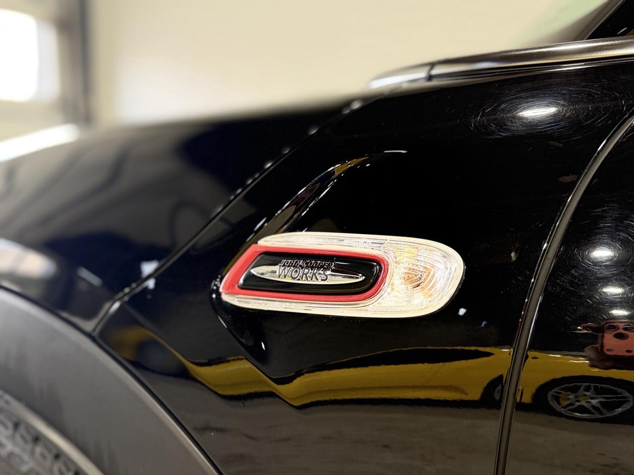 2018 MINI 3-Door John Cooper Works Photo