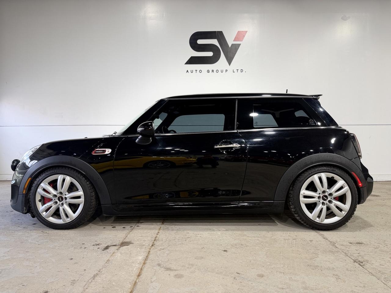 2018 MINI 3-Door John Cooper Works Photo