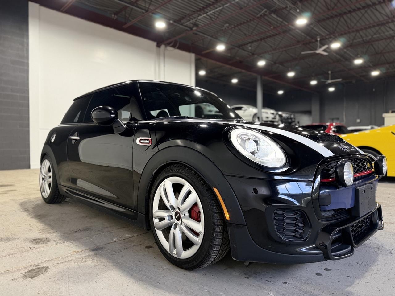 2018 MINI 3-Door John Cooper Works Photo