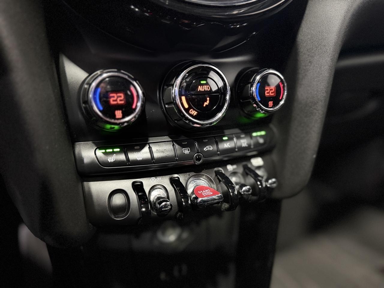 2018 MINI 3-Door John Cooper Works Photo