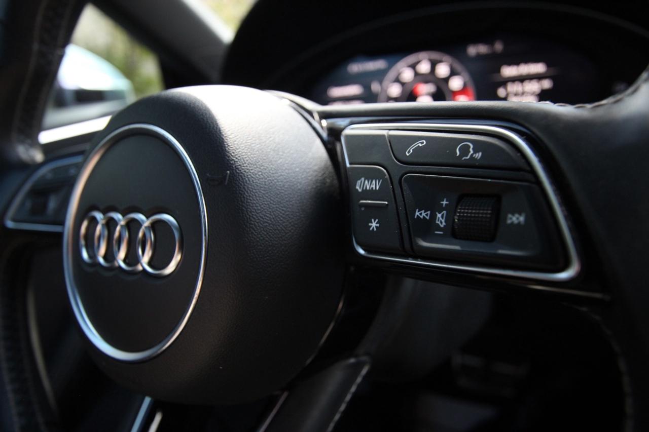 2018 Audi S5 TECHNIK - DEALER SERVICED, ACCIDENT FREE Photo