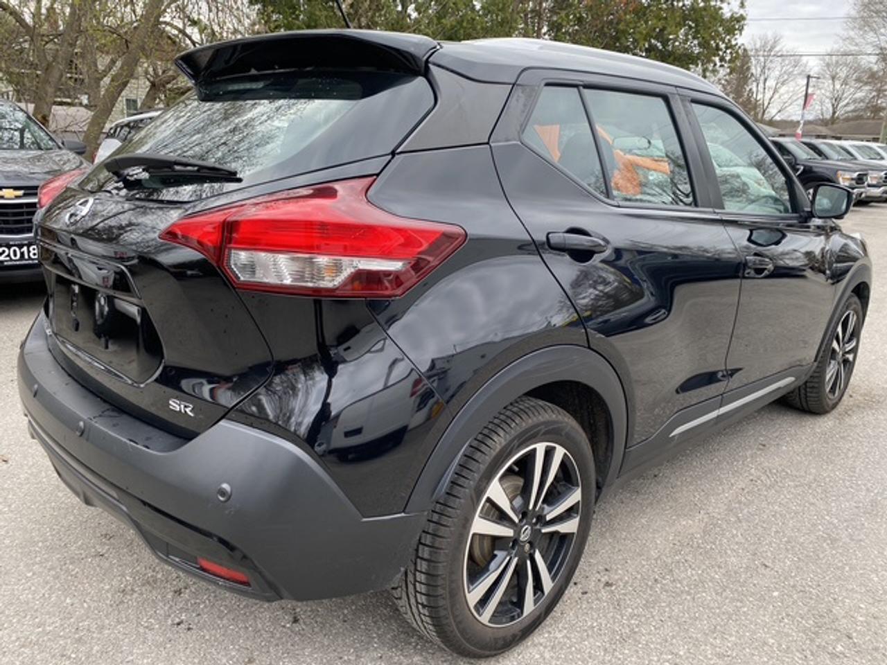 2020 Nissan Kicks SR FWD Photo