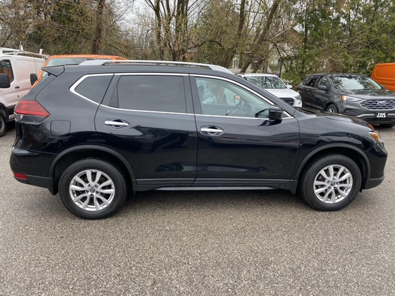 2020 Nissan Rogue S AWD Photo3