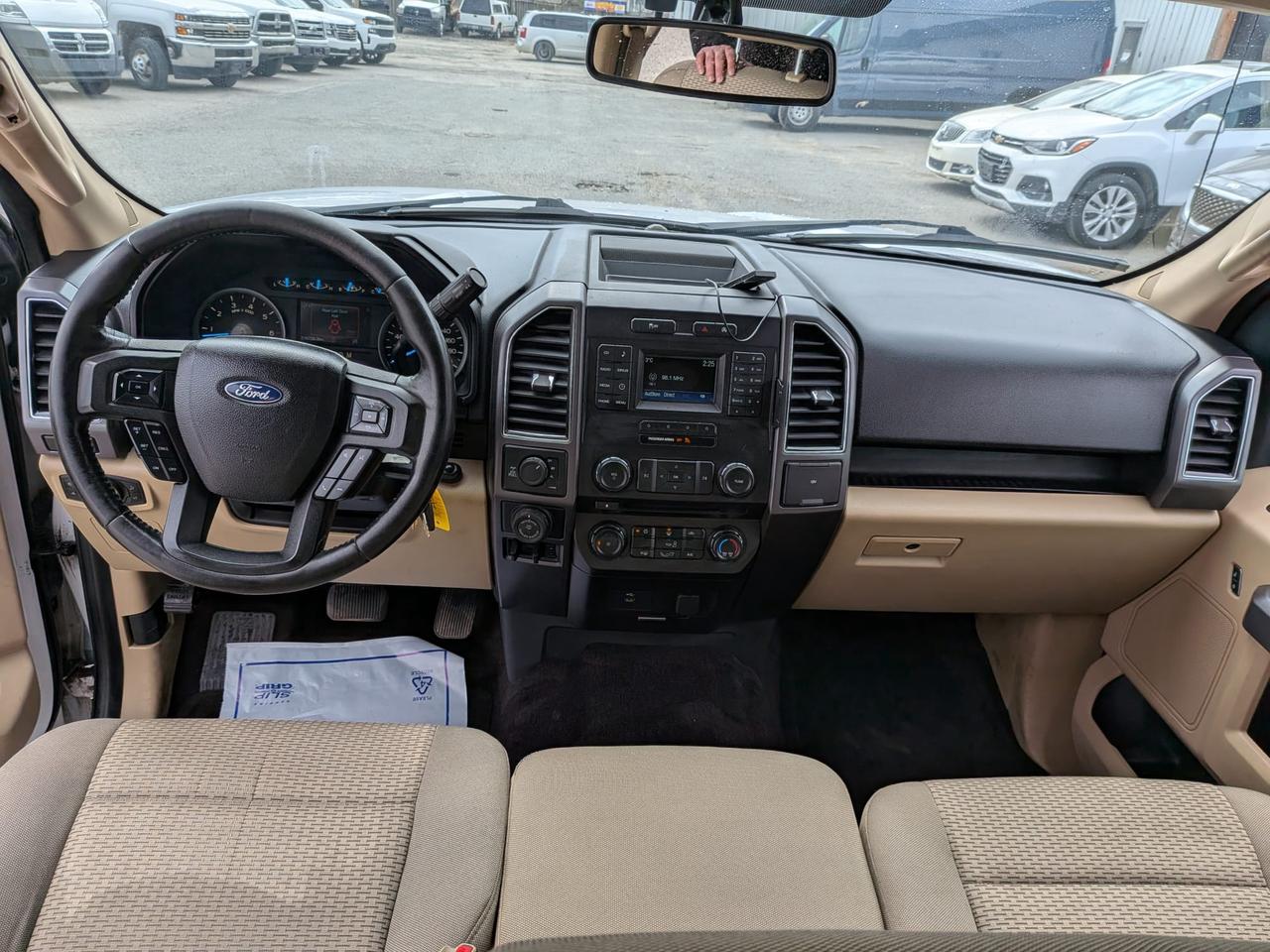 2017 Ford F-150 XLT Photo