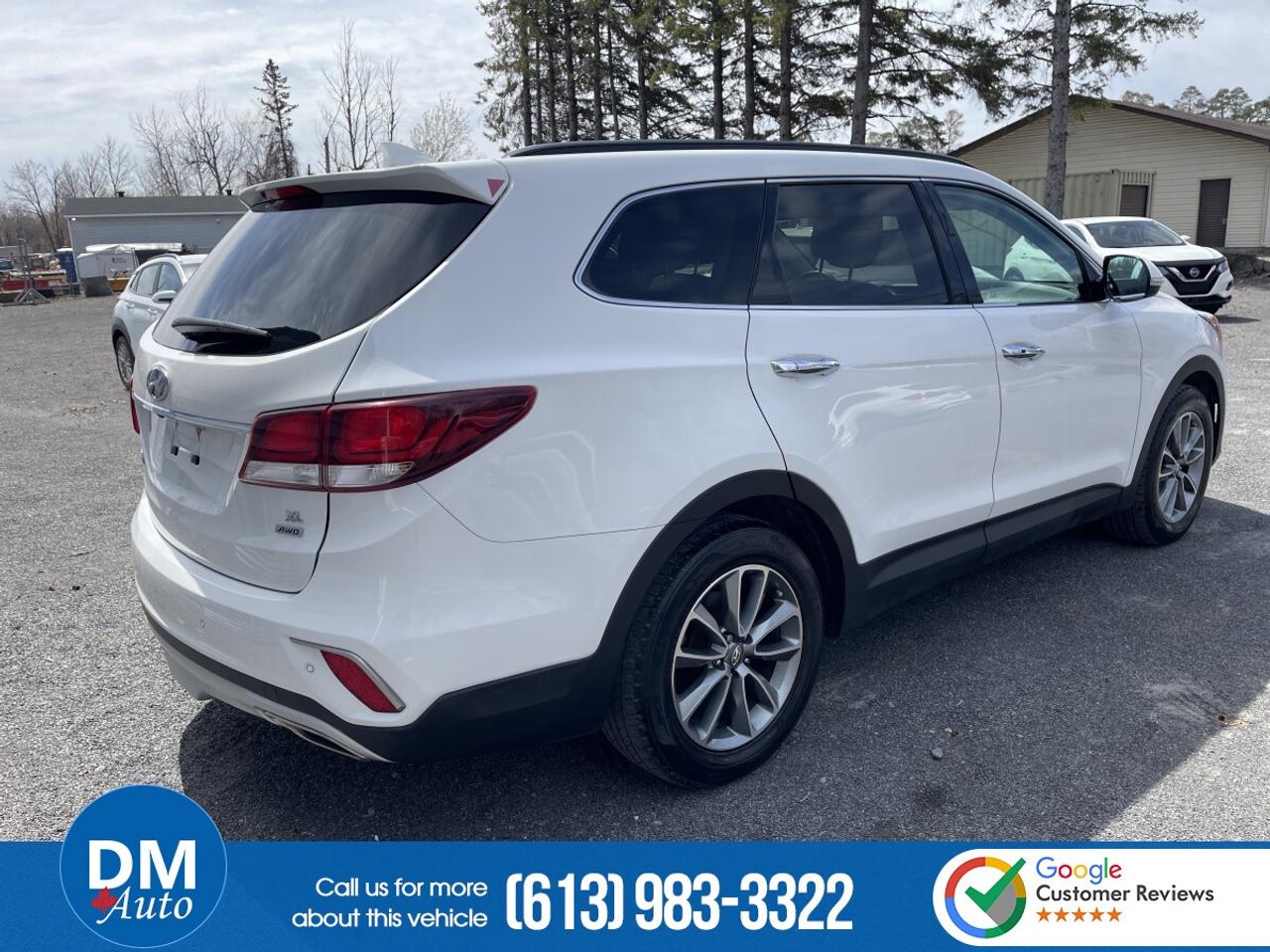 2017 Hyundai Santa Fe Luxury Photo