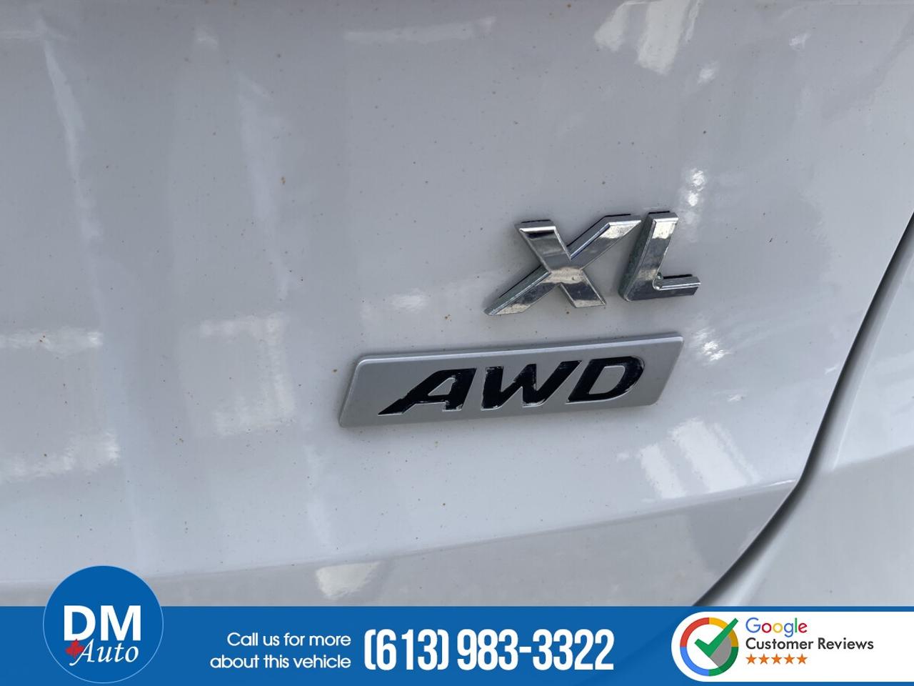 2017 Hyundai Santa Fe Luxury Photo