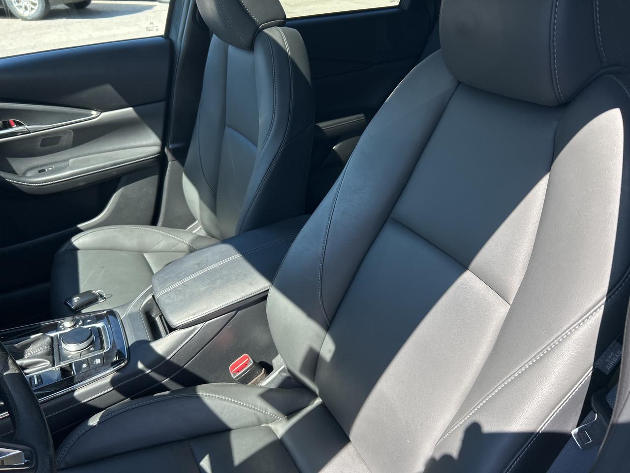 2024 Mazda CX-30 GS  LUXURY Photo