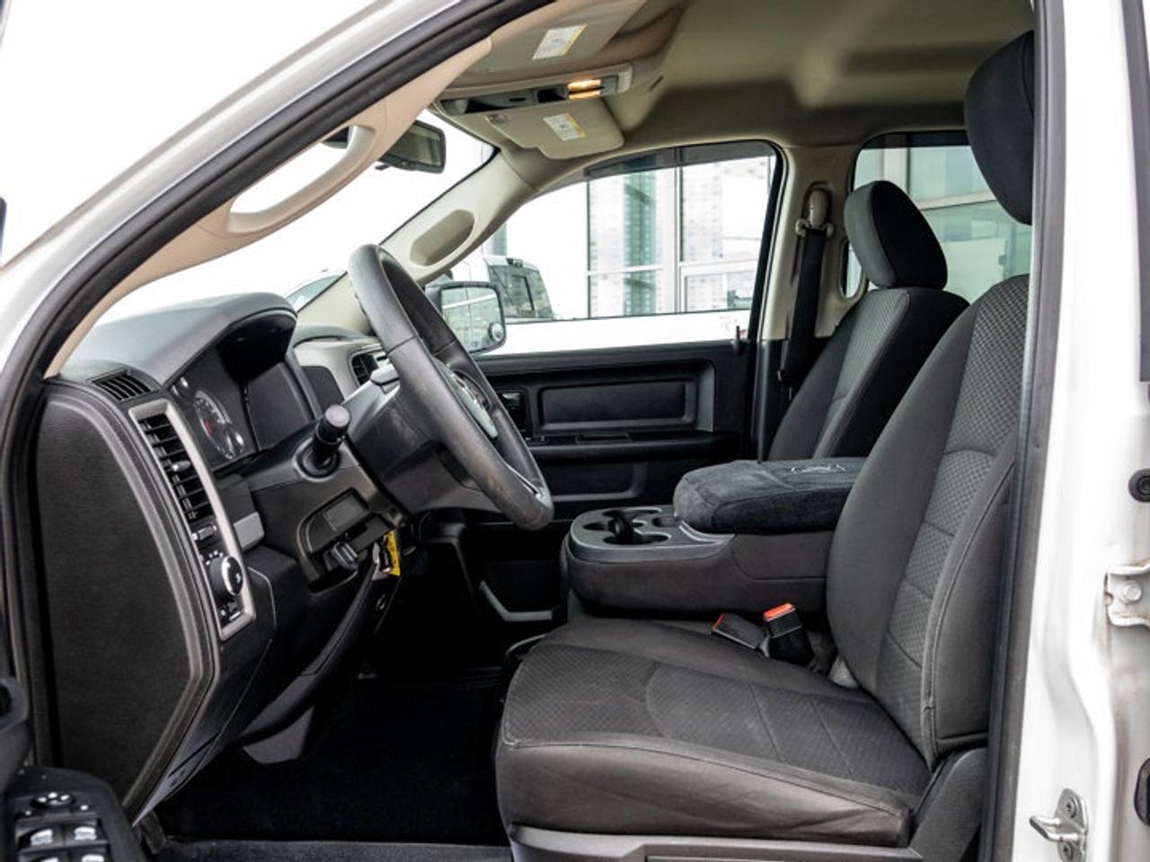 2019 RAM 1500 Classic EXPRESS Photo