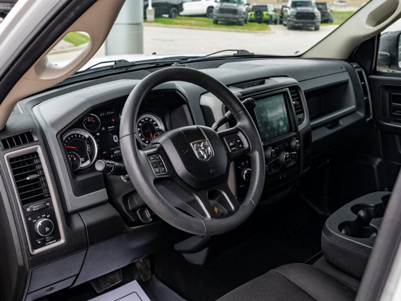 2019 RAM 1500 Classic EXPRESS Photo