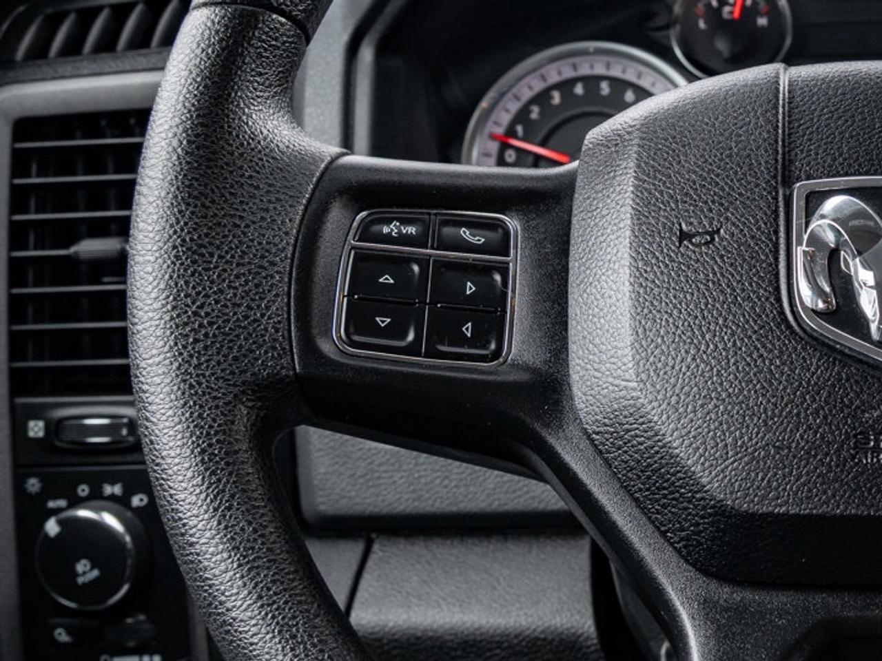 2019 RAM 1500 Classic EXPRESS Photo