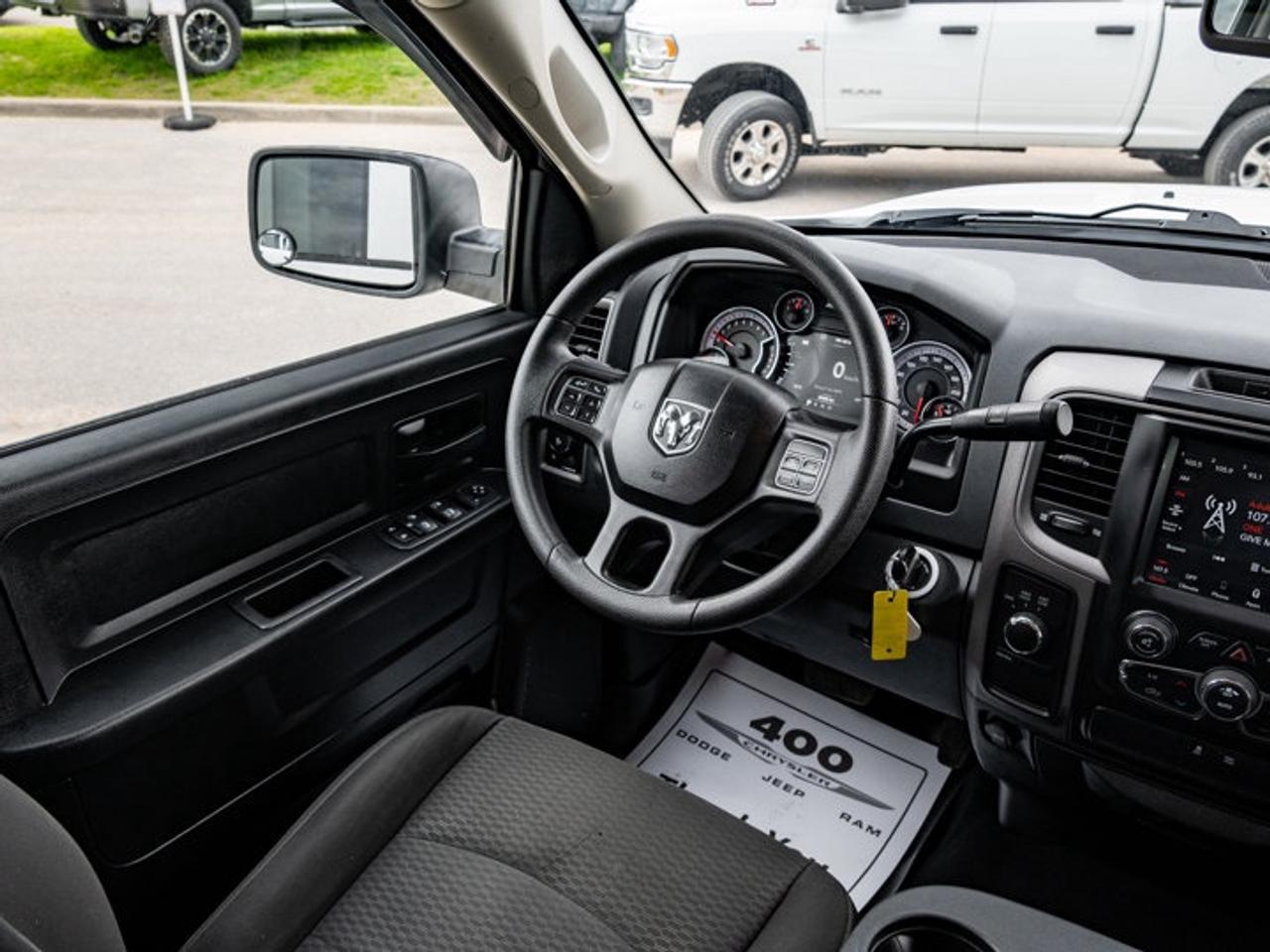 2019 RAM 1500 Classic EXPRESS Photo