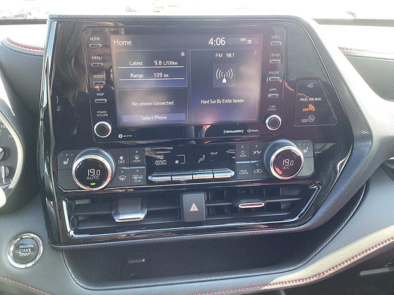 2022 Toyota Highlander XSE AWD Photo