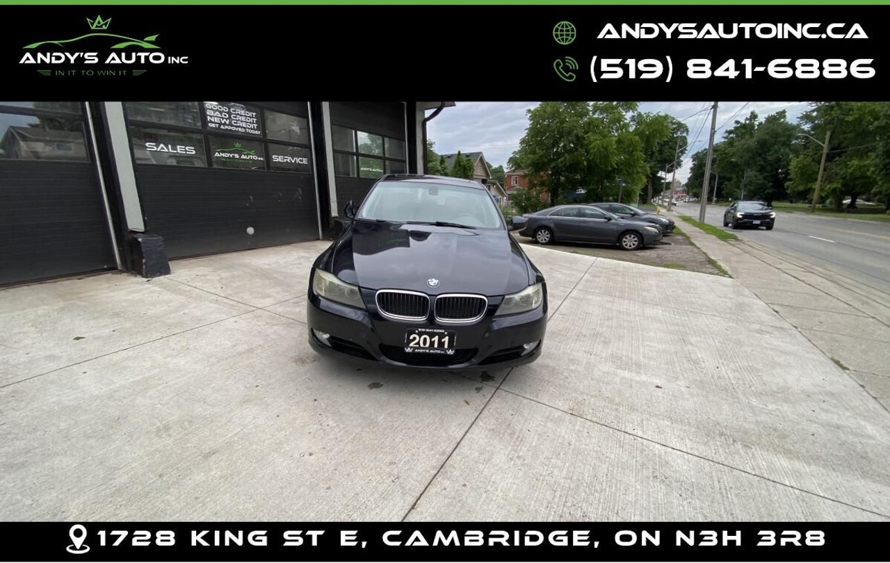 2011 BMW 3-Series ! LEATHER ! SUNROOF ! REAR WHEEL ! MANUAL 323i  LEATHER ! SUNROOF ! REAR WHEEL ! MANUAL Photo