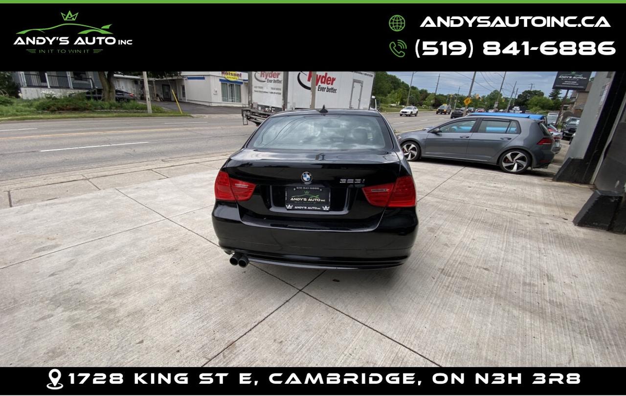 2011 BMW 3-Series ! LEATHER ! SUNROOF ! REAR WHEEL ! MANUAL 323i  LEATHER ! SUNROOF ! REAR WHEEL ! MANUAL Photo
