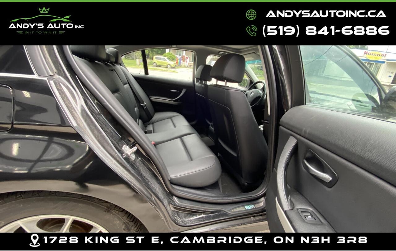 2011 BMW 3-Series ! LEATHER ! SUNROOF ! REAR WHEEL ! MANUAL 323i  LEATHER ! SUNROOF ! REAR WHEEL ! MANUAL Photo