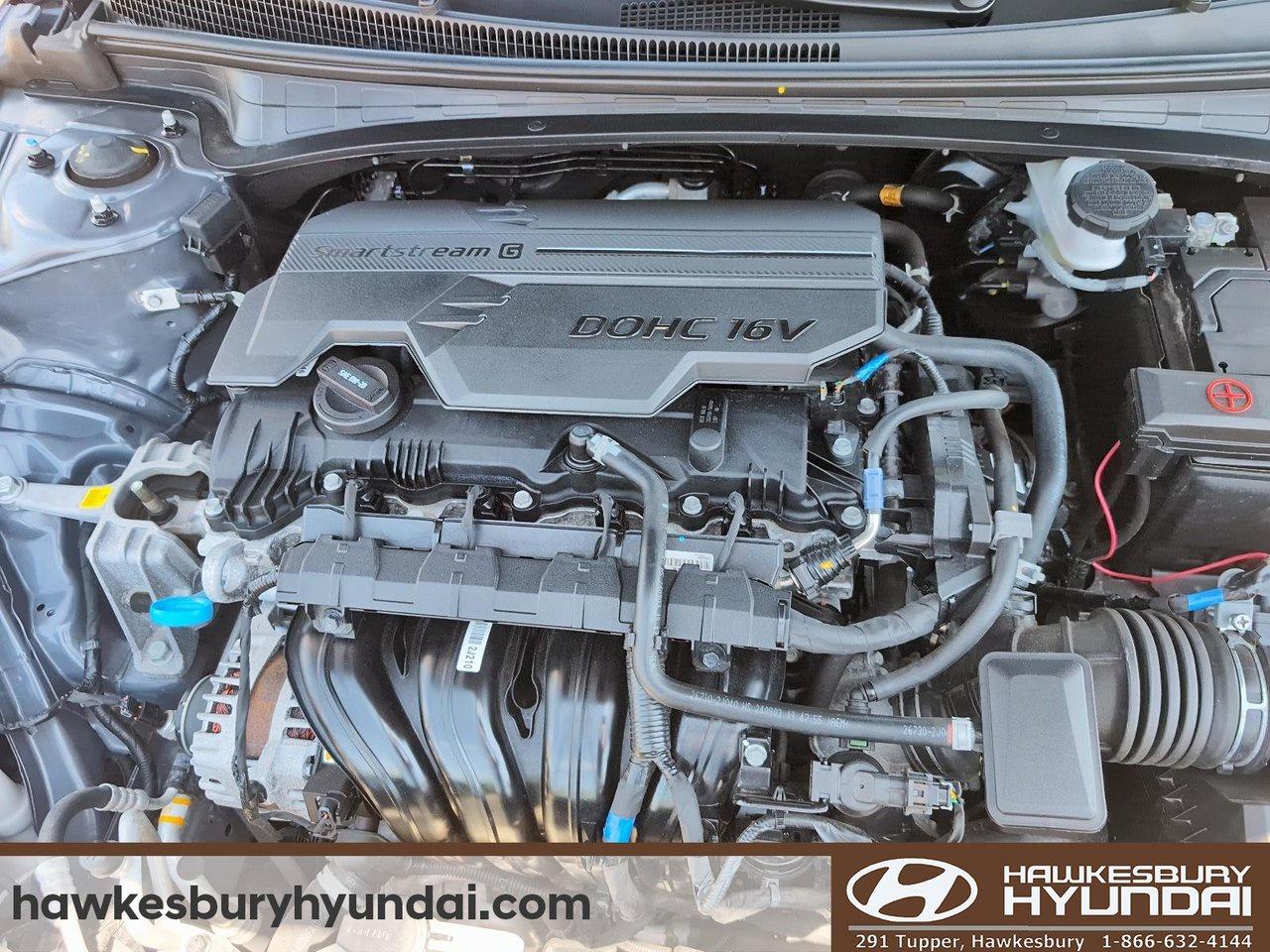 2025 Hyundai Elantra Luxury Photo