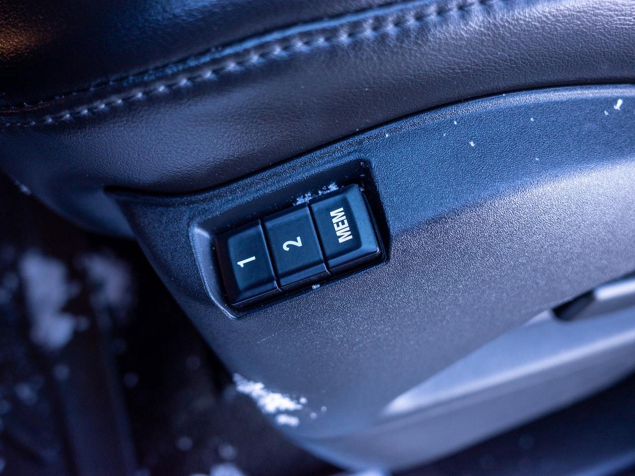 2015 GMC Terrain Denali - Power Seats Driver Memory Photo