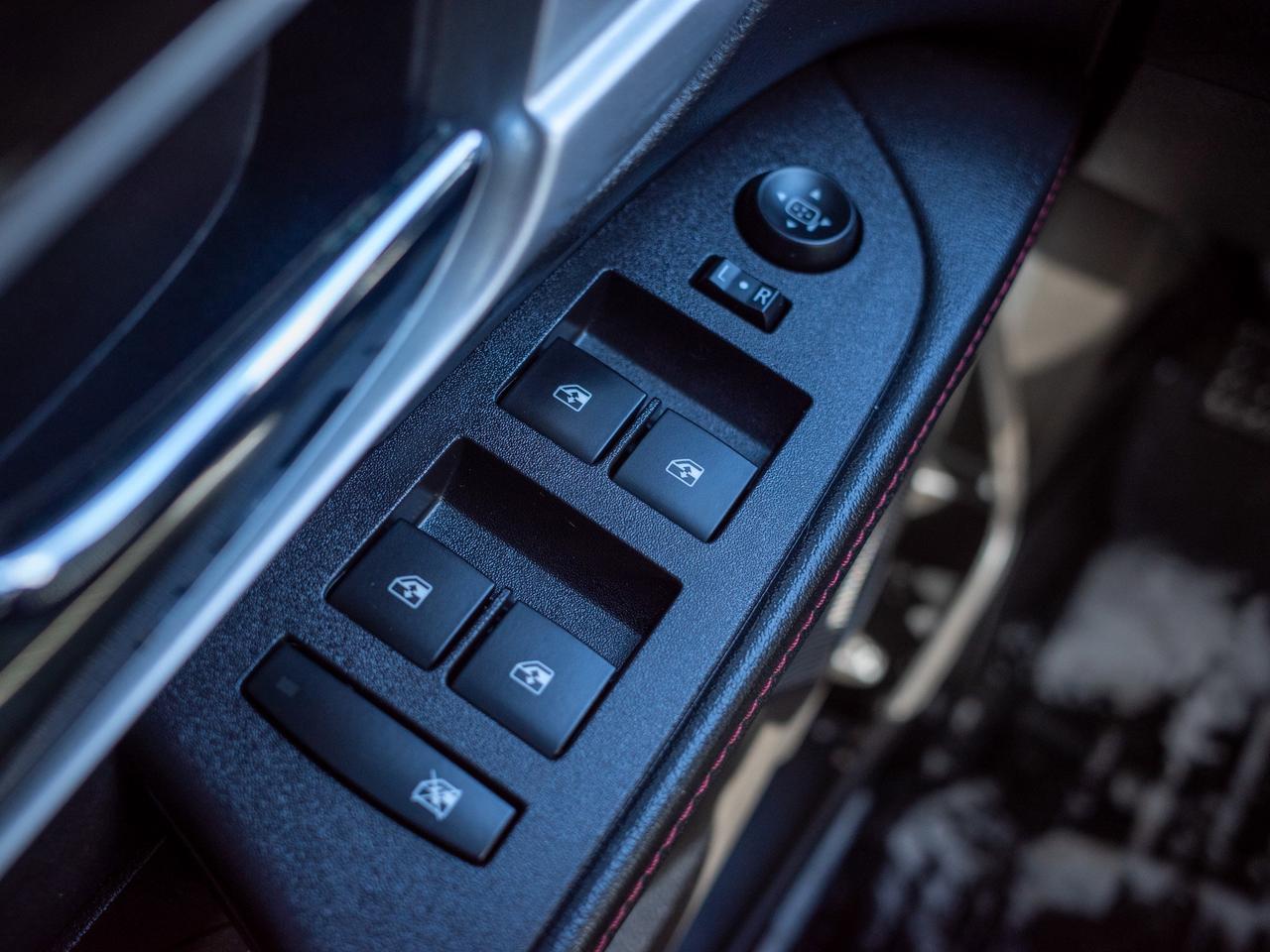 2015 GMC Terrain Denali - Power Seats Driver Memory Photo